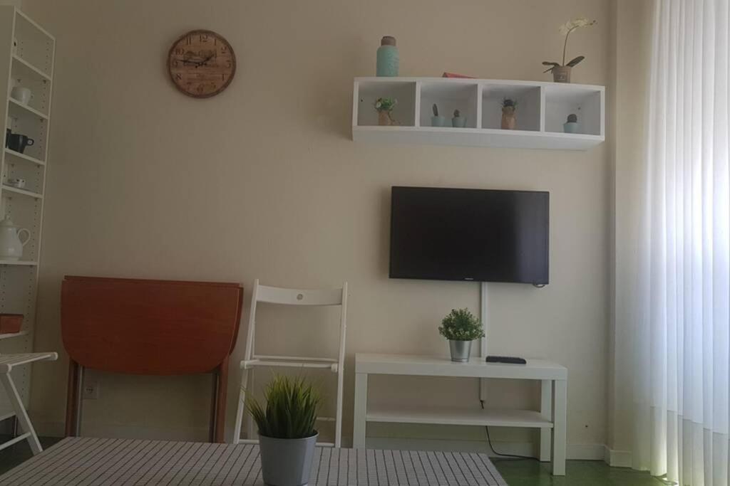Bonito Apartamento Triana-Los Remedios Seville Luaran gambar